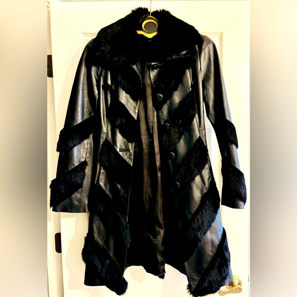 Bebe Vintage Black Fur-Trimmed Knee Lenth Women's Coat